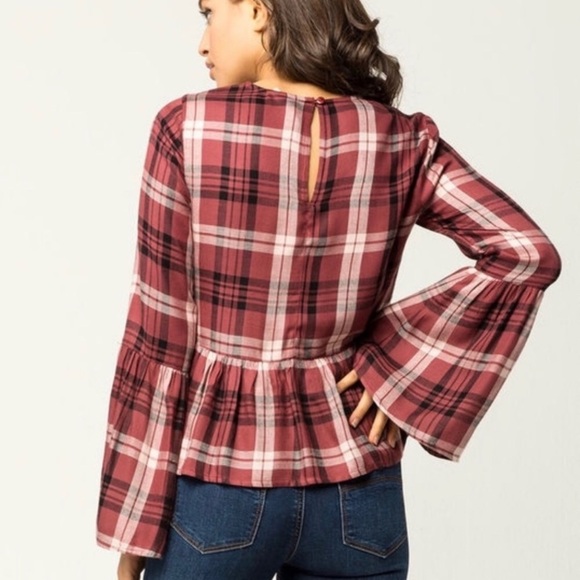 SKY AND SPARROW Plaid Flannel Peplum Crop Top - Picture 3 of 9